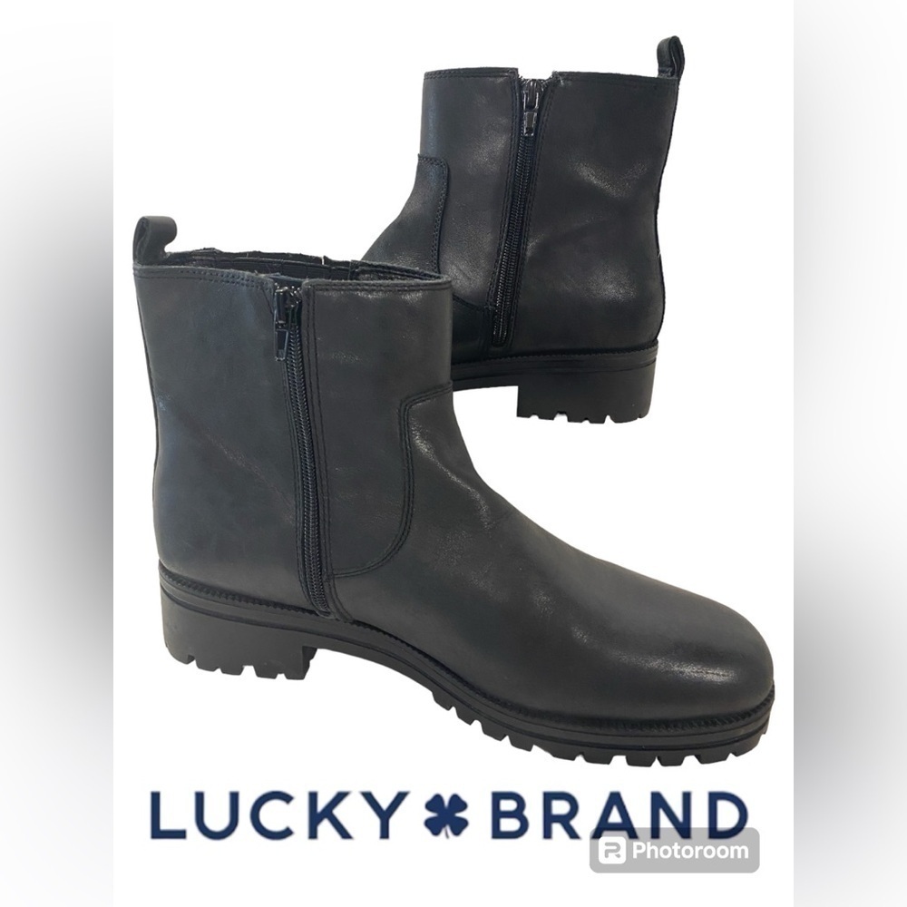 Lucky Brand Chelsea Boot EUC